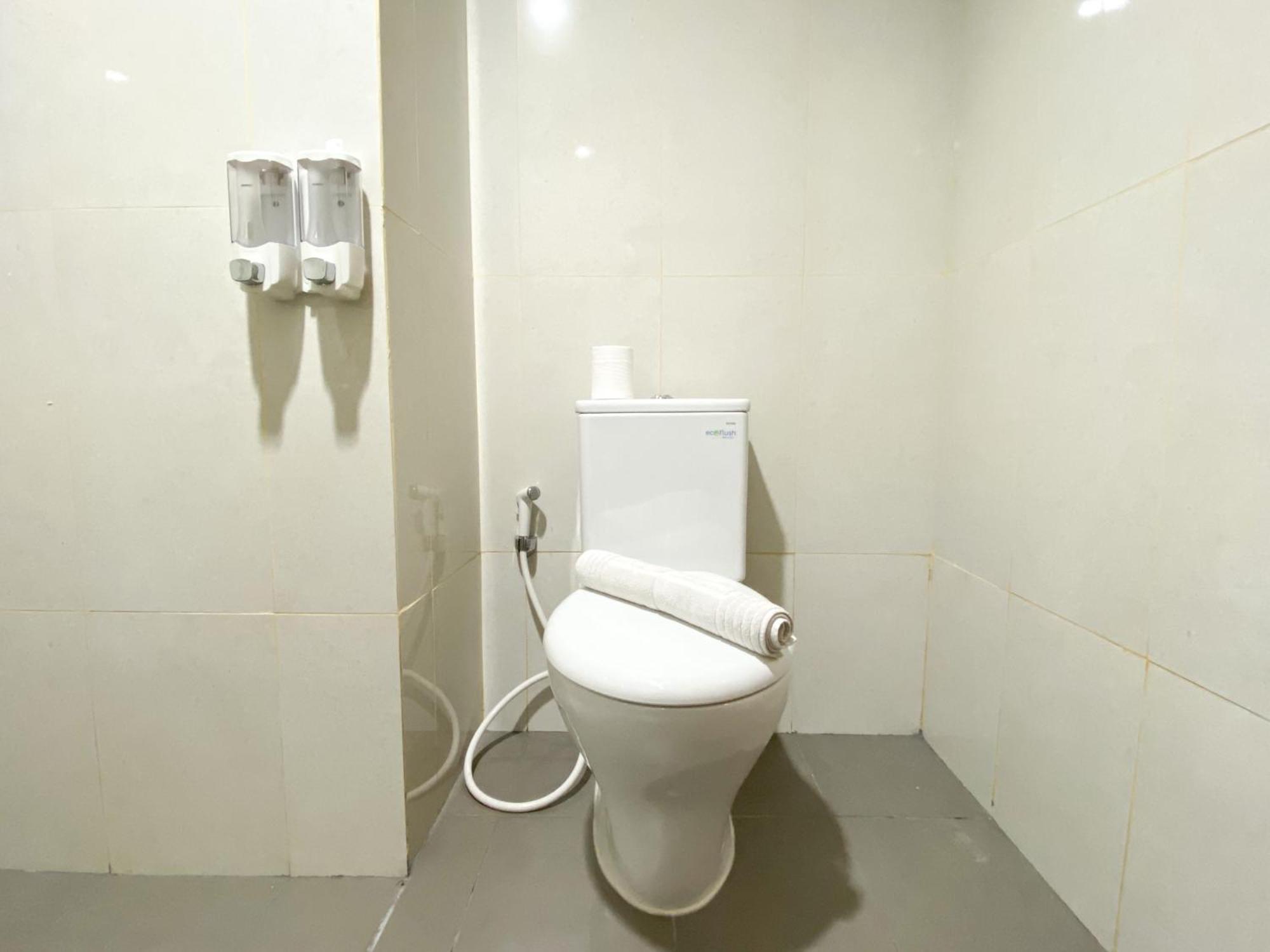 Apartemen Modern Look At Gateway Park Lrt By Travelio